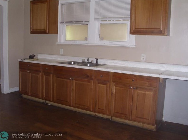 2035 Jefferson St, Hollywood FL  33020-6909 exterior