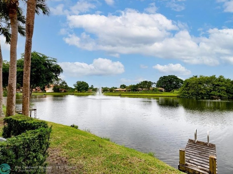 3475 Emerald Oaks Dr, Hollywood, FL 33021-8444
