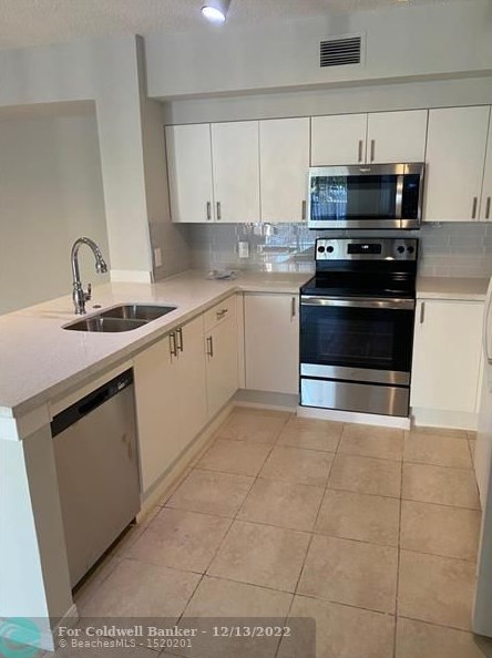 2201 W Preserve Way #203, Hollywood, FL 33025
