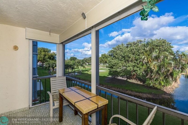 800 Hollybrook Dr, Hollywood, FL 33025-4026