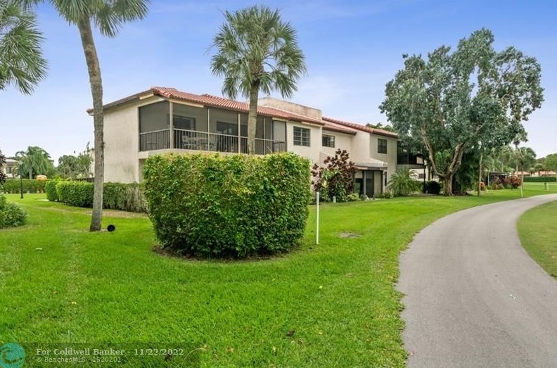 8204 Casa Del Lago, Boca Raton, FL 33433-2102