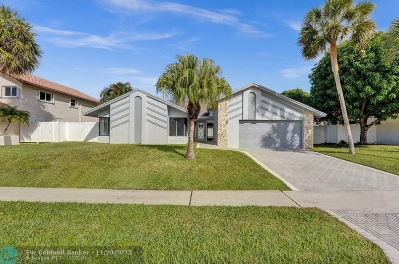 1451 2nd St, Boca Raton, FL 33486-4475