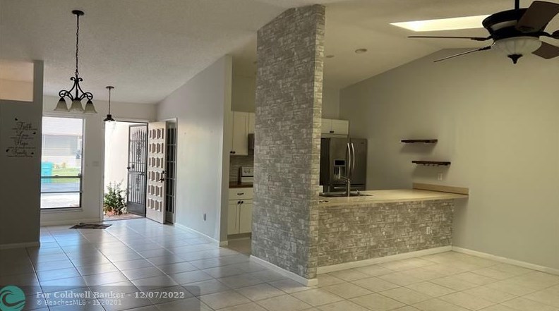 14 Flint Way #14, Boynton Beach, FL 33426