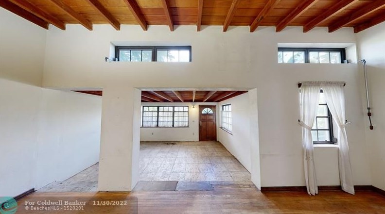 510 Quail Ave, Miami, FL 33166-3948