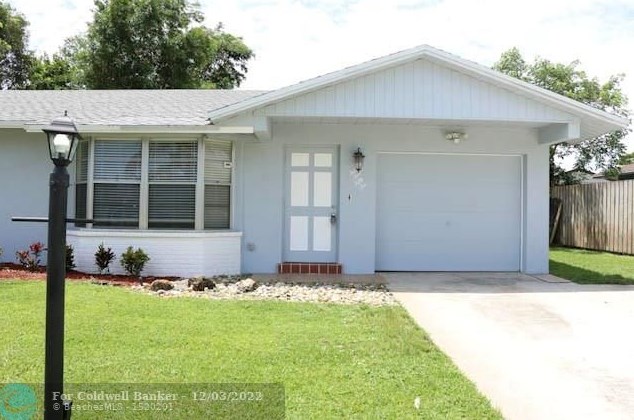 3556 Kendall Dr, West Palm Beach, FL 33406
