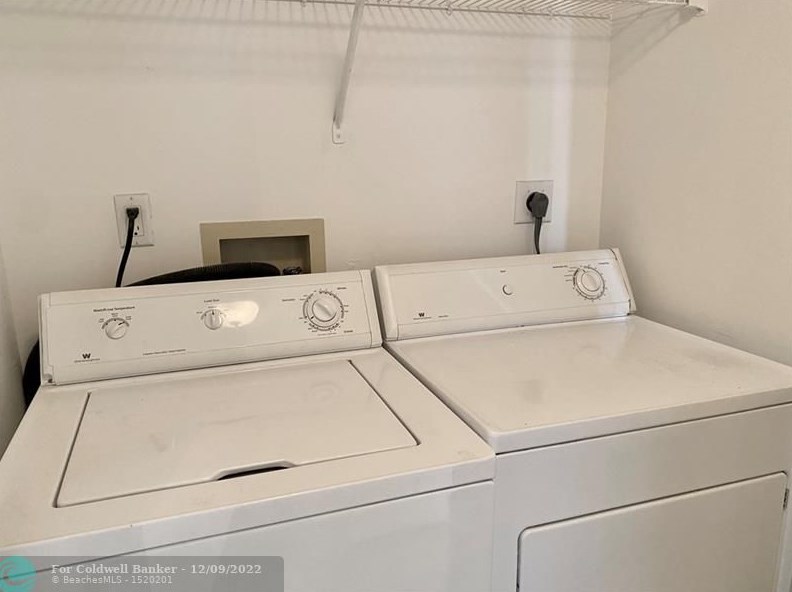 6324 La Costa Dr, Boca Raton FL  33433-6617 exterior