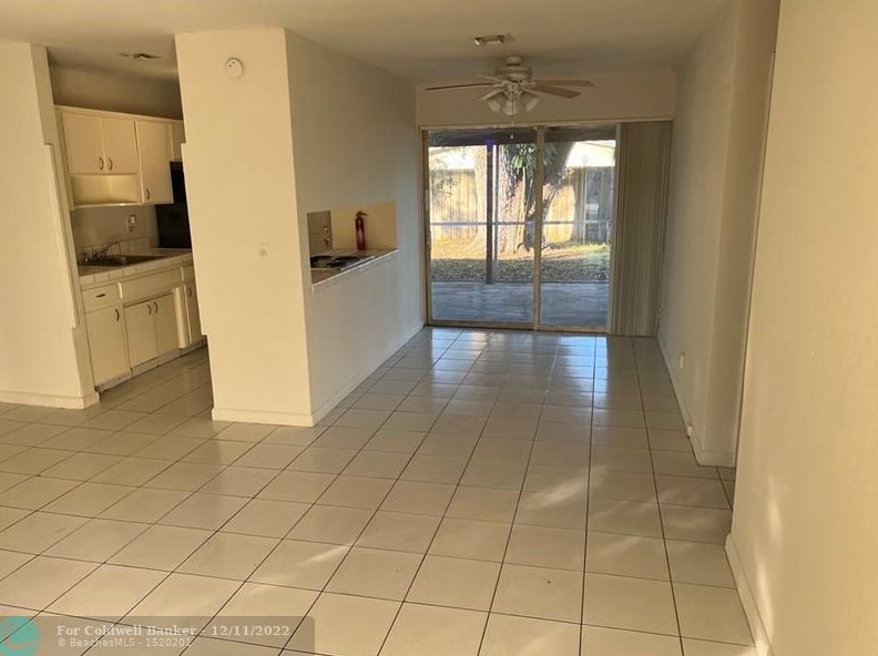 1410 65th Ave, Hollywood FL  33024-5814 exterior