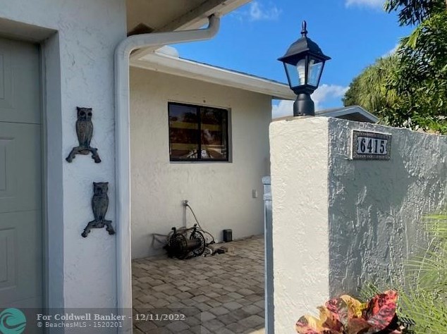 6415 Toulon Dr, Boca Raton, FL 33433