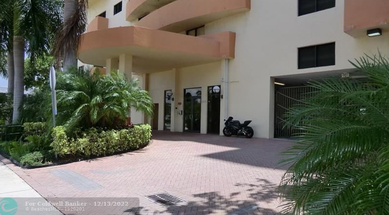 2301 Sw 27th Ave #1000, Miami, FL 33145