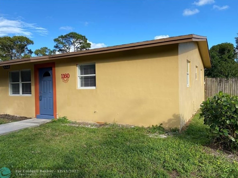 1160 Rosetta, West Palm Beach, FL 33417