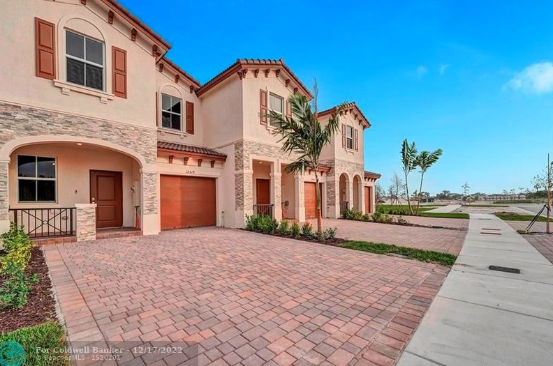 12519 24th Ave, Miami, FL 33167-3035