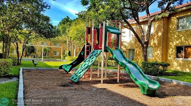 631 Nw 79th Ter #103, Hollywood, FL 33024