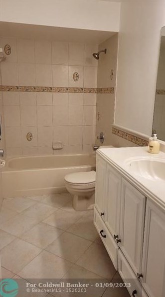 18596 Woodstream Dr, Boca Raton FL 33498-6332 exterior