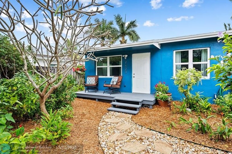 2623 Thomas St, Hollywood, FL 33020-1950
