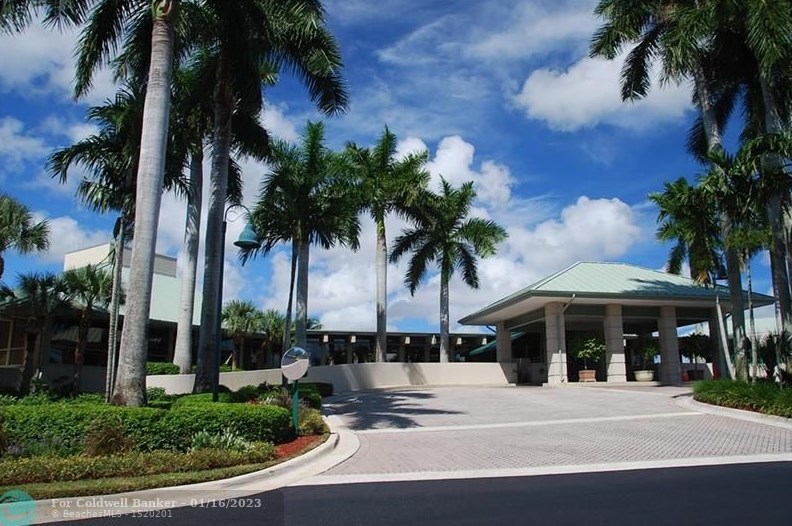 21260 Clubside Dr, Boca Raton FL  33434-4754 exterior