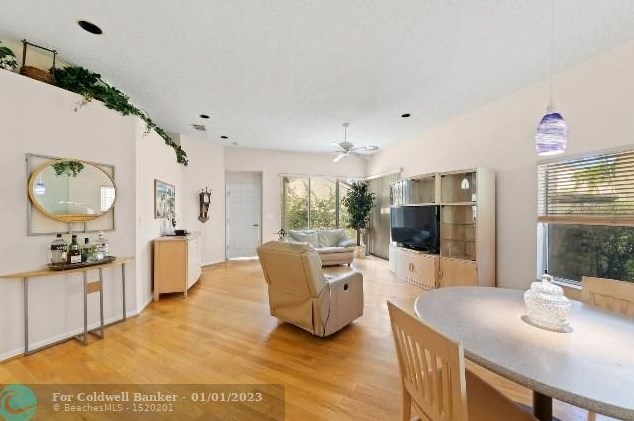 1101 Scarlet Oak St, Hollywood FL  33019-4804 exterior