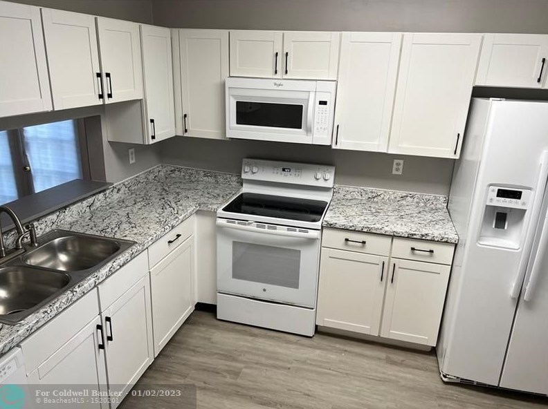 10773 Lenox Rd, Hollywood, FL 33026