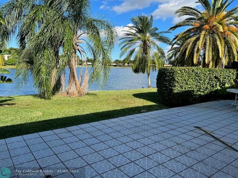 19410 E Lake Dr, Hialeah, FL 33015