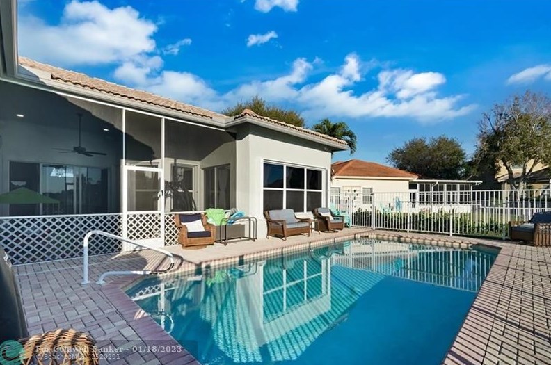 10682 Paso Fino Dr, Lake Worth FL 33449-8021 exterior