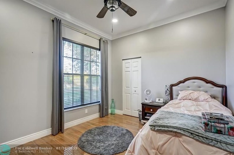 10682 Paso Fino Dr, Lake Worth FL 33449-8021 exterior