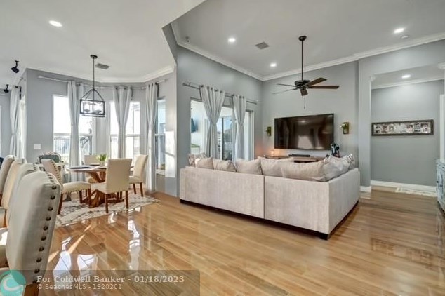 10682 Paso Fino Dr, Lake Worth FL 33449-8021 exterior