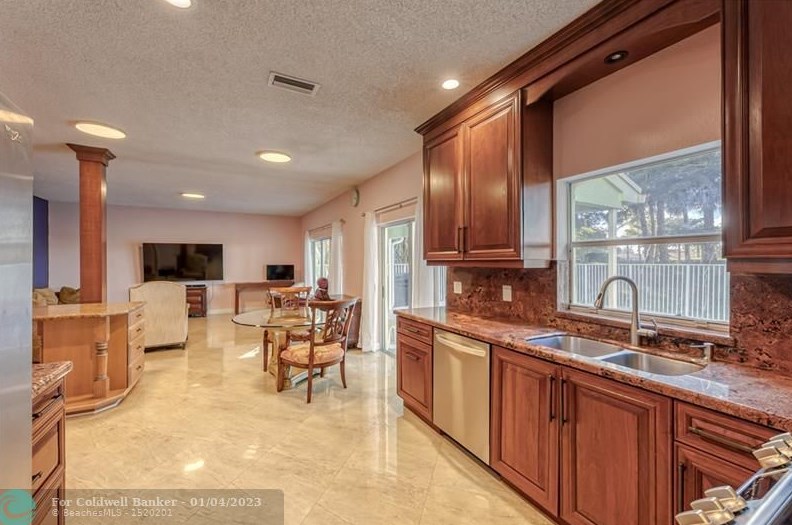 12221 Quilting Ln, Boca Raton FL  33428-4638 exterior