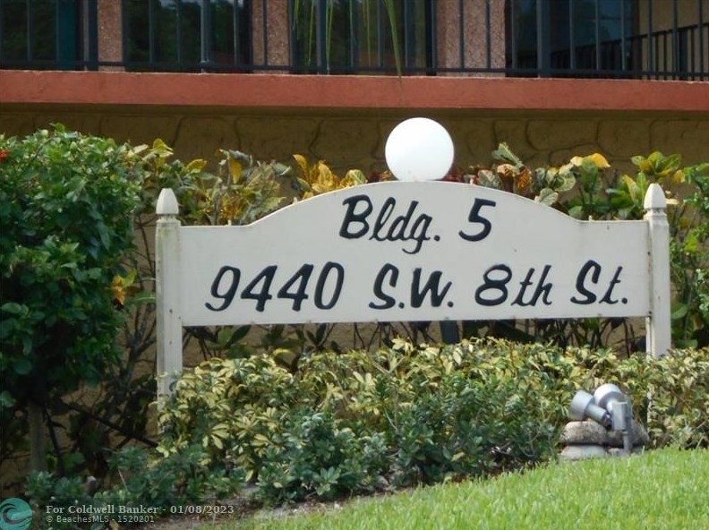 9440 Sw 8th St #308, Boca Raton, FL 33428