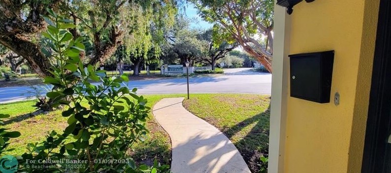 18500 Nw 22nd Ave, Miami, FL 33056