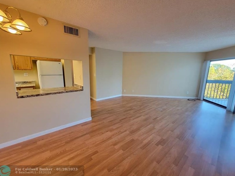 2000 N Congress Ave #404, West Palm Beach, FL 33401