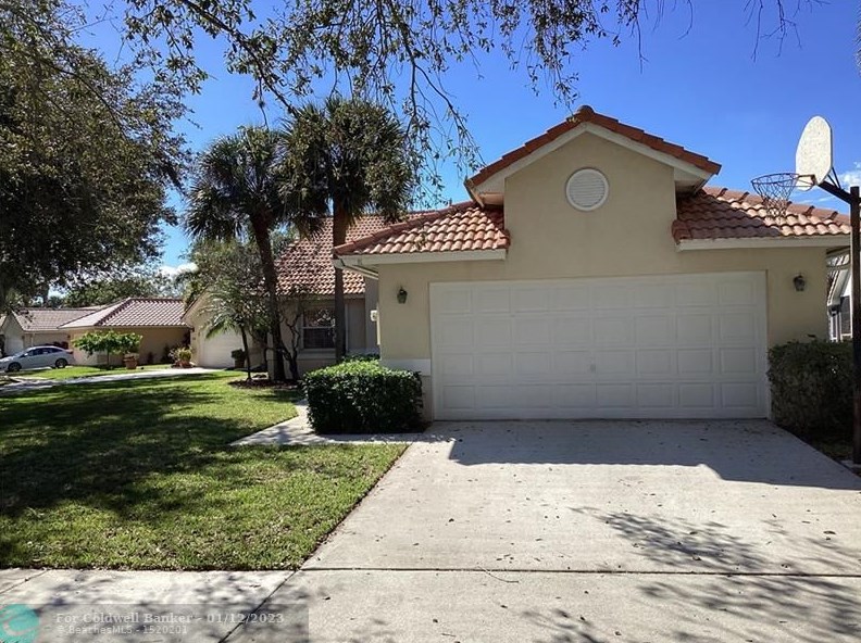3900 Riverside Way, Delray Beach, FL 33445