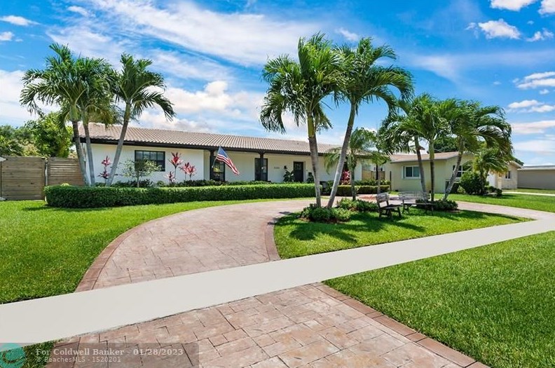 4300 Roosevelt St, Hollywood, FL 33021