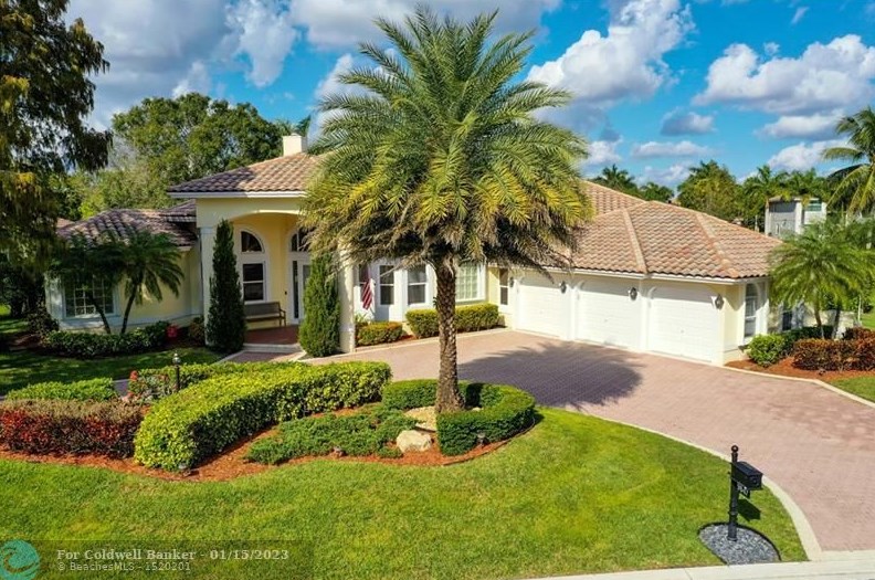 9647 67th Pl, Pompano Beach, FL 33076-2309