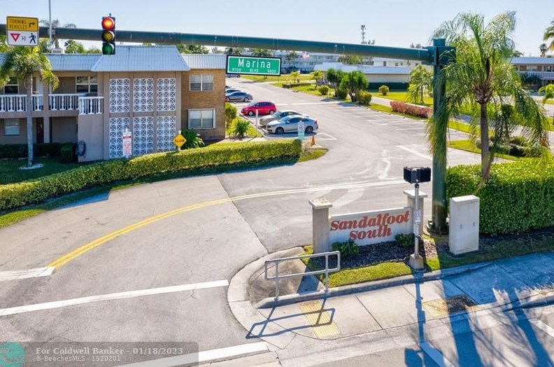 9856 Marina Blvd, Boca Raton FL 33428-6508 exterior