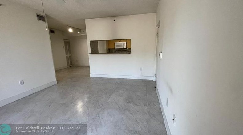 2120 W Preserve Way Apt 201, Hollywood, FL 33025