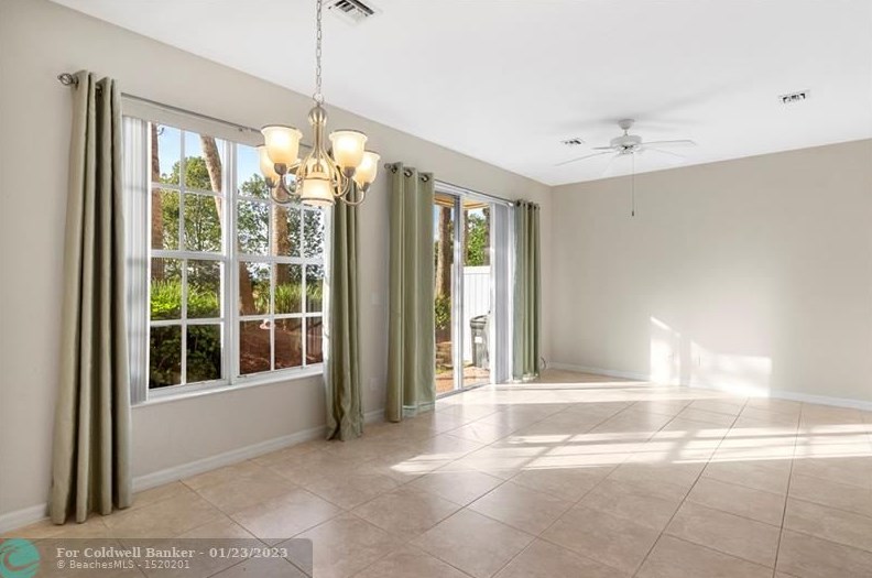 9965 E Villa Cir, Vero Beach, FL 32966