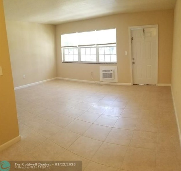1471 170th St, Miami, FL 33162-2800