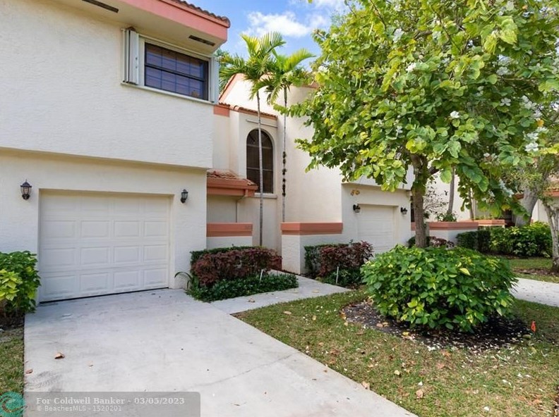 3410 Emerald Oaks Dr, Hollywood, FL 33021-8403