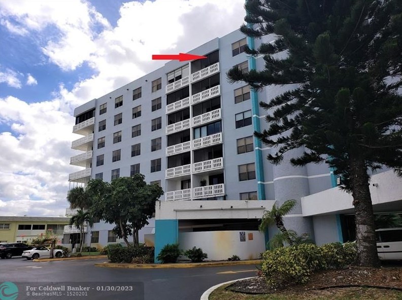 919 Hillcrest Dr, Hollywood FL  33021-7894 exterior