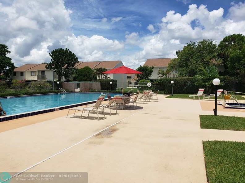 3806 Inlet Cir, Lake Worth FL  33463-2625 exterior