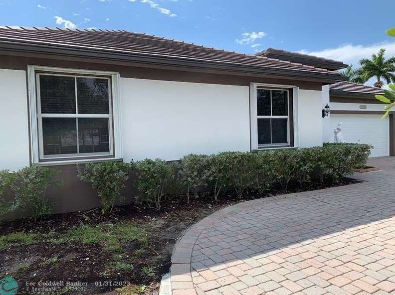 20328 129th Pl, Miami, FL 33177-5506