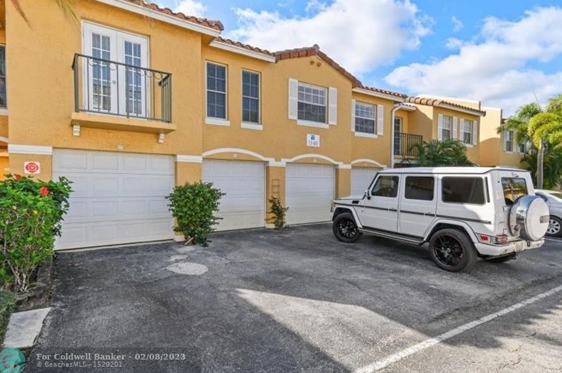 1140 Lake Shore Dr, West Palm Beach, FL 33403