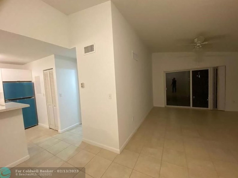 4400 Nw 107th Ave #307, Miami, FL 33178