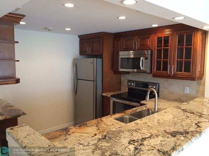 500 Executive Center Dr #4f, West Palm Beach, FL 33401