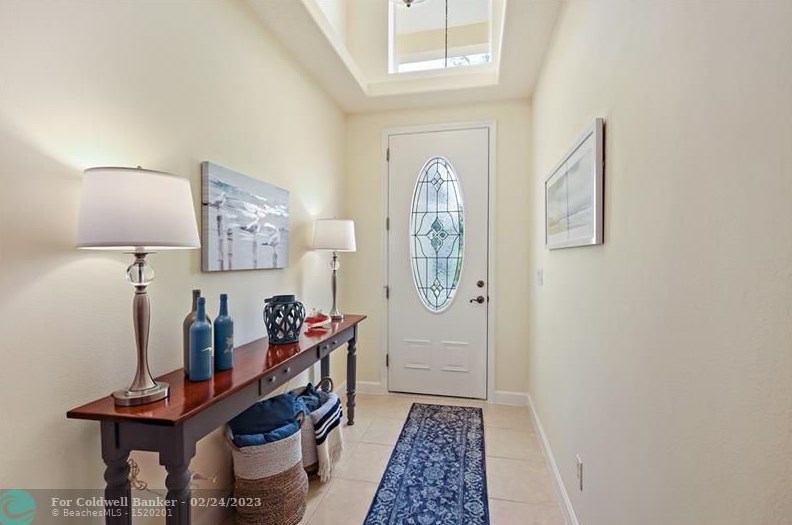 313 Briarcliff Cir, Sebastian, FL 32958