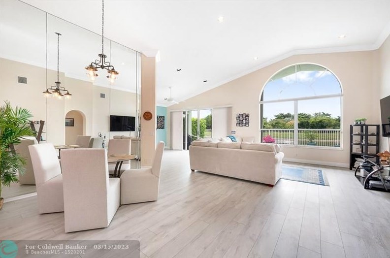 23366 Torre Cir, Boca Raton, FL 33433