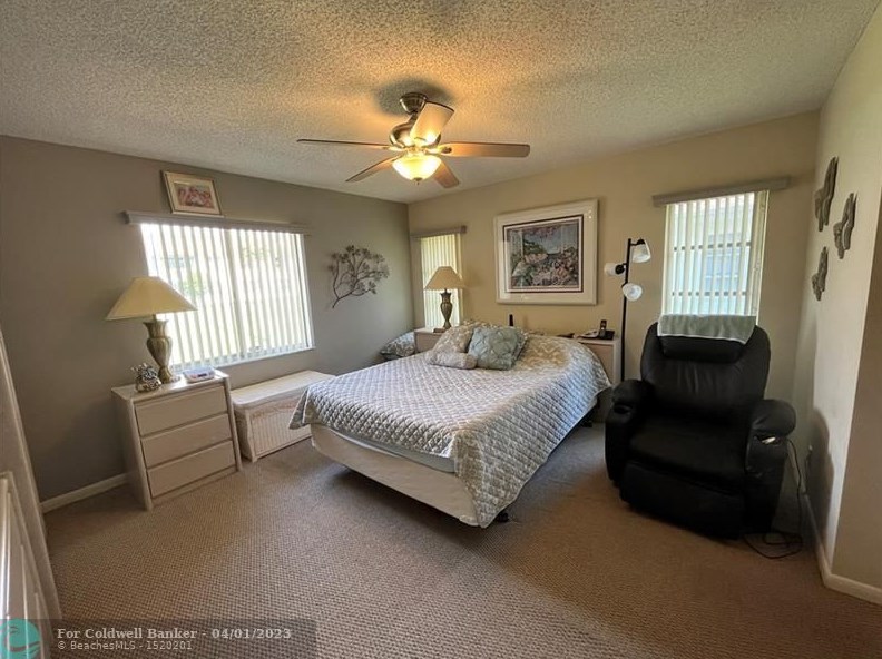 8673 Sunbird Pl, Boca Raton FL 33496-5086 exterior