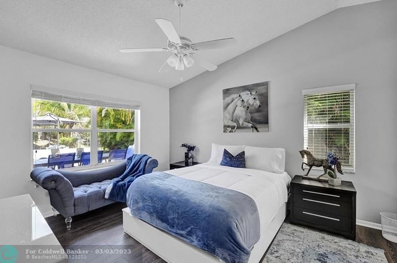 10561 Paso Fino Dr, Lake Worth, FL 33449