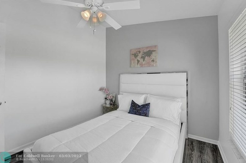 10561 Paso Fino Dr, Lake Worth FL  33449-8009 exterior