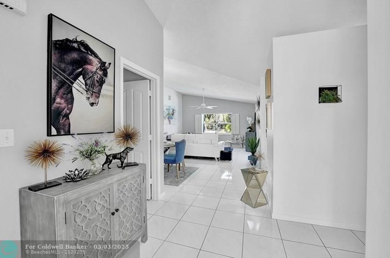 10561 Paso Fino Dr, Lake Worth FL  33449-8009 exterior