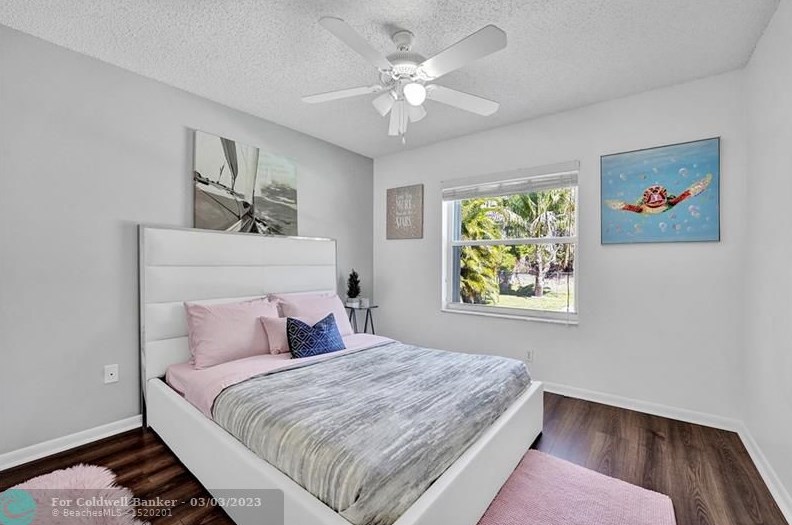 10561 Paso Fino Dr, Lake Worth FL  33449-8009 exterior